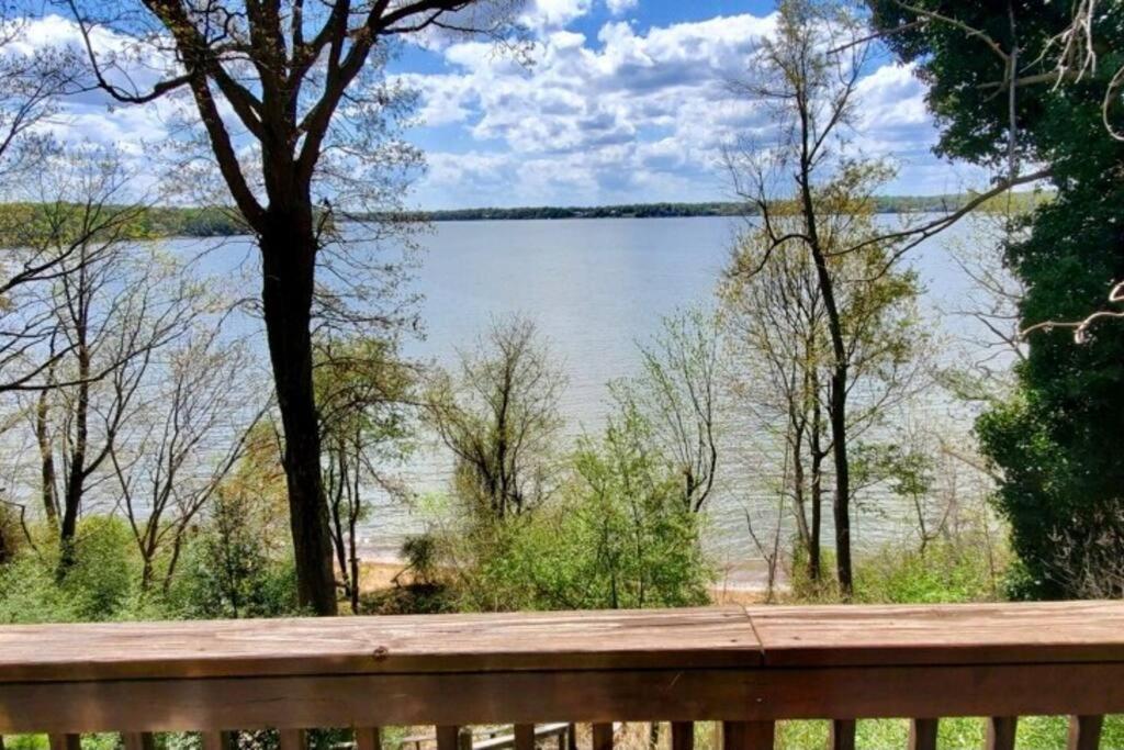 2 Bedroom Newly Renovated Waterfront Home; 10 Min From Mgm & The Gaylord Форт Вашингтон Екстериор снимка